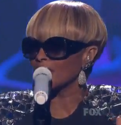 mary j blige hairstyles 2010. mary j blige haircut 2010