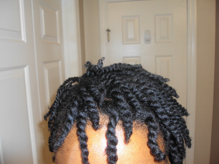 two tone kinky twists