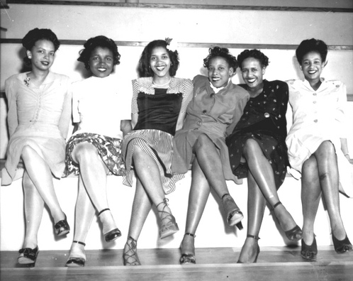 1944 Pin up girls