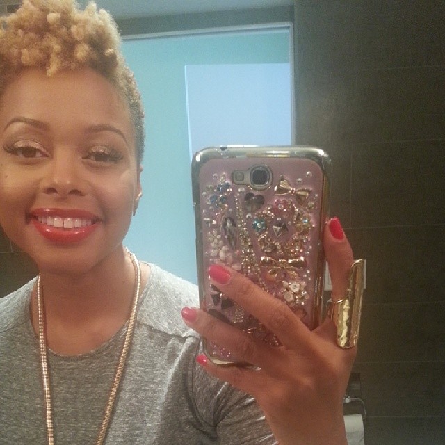 Chrisette Michele S Short Blonde And Natural Hair