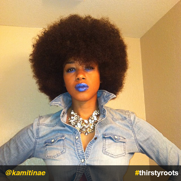 natural-afro-with-blue-lipstick