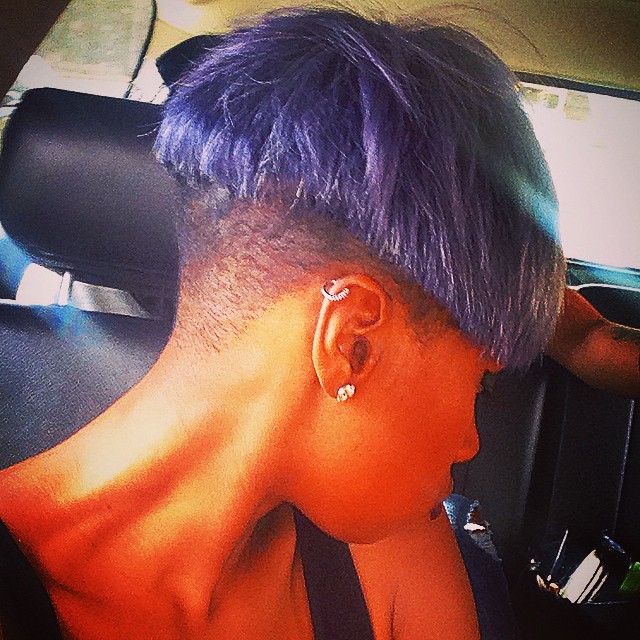 Jennifer Hudson S Pixie Haircut In Layers Of Lavender Grey And Lilac