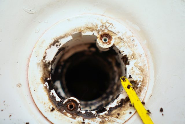 How To Unclog A Bathtub or Shower Drain From Hair